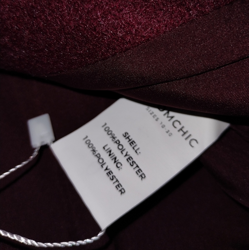 Bloomchic 14-16 size Burgundy Coat NWT - Picture 9 of 10